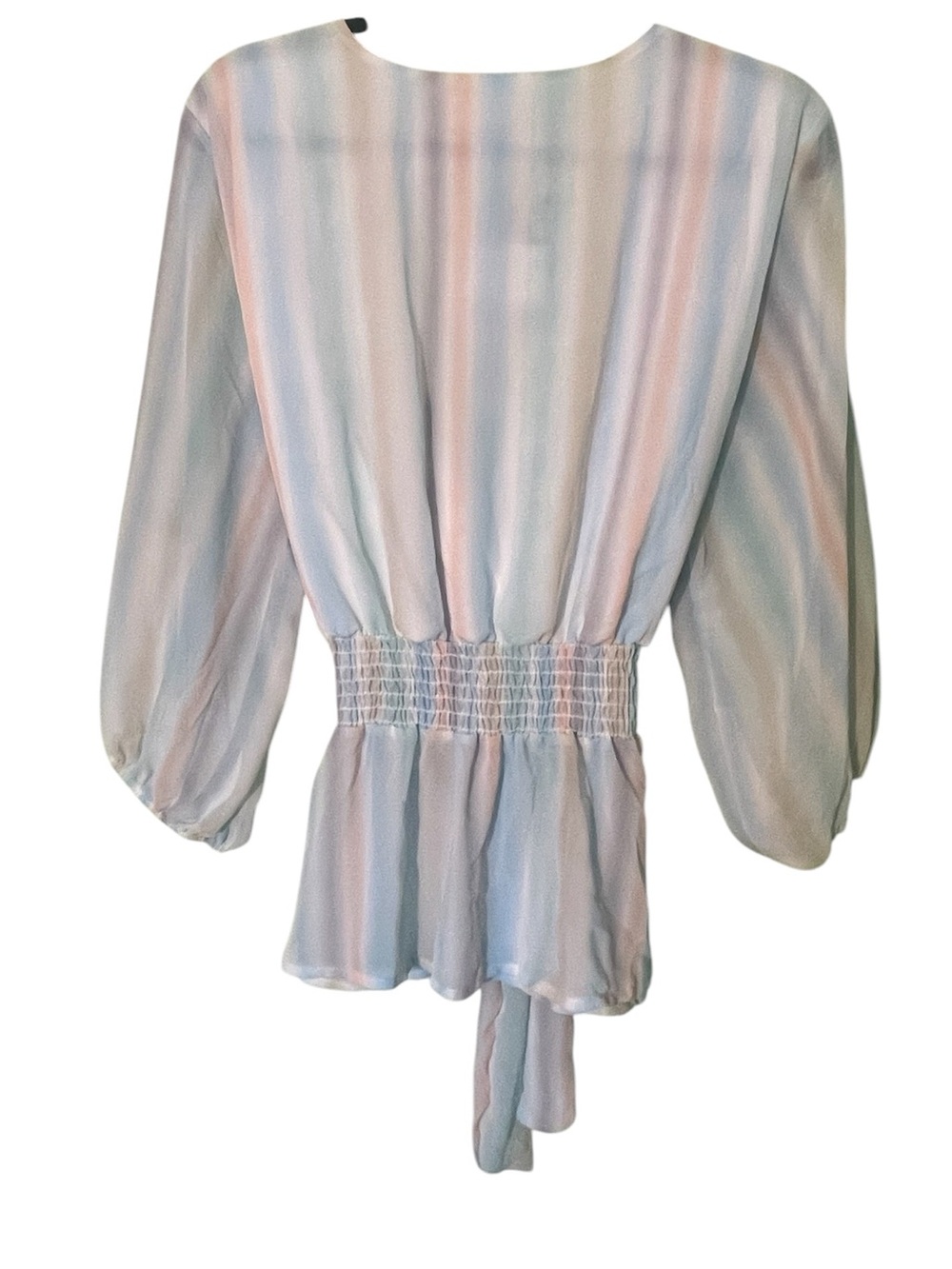 NWT- Saints & Hearts soft pastel smocked waist peplum blouse. Size large. - Picture 4 of 8